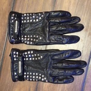 Harley Davidson Studded Black Leather Gloves. Size M.